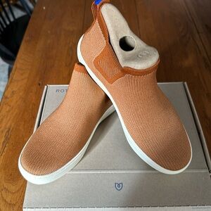 NWT sz 7 Women’s Rothy’s Chelsea